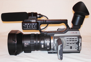 Продам видеокамеру Sony DSR-PD 170P  