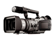 Продам профессиональную видеокамеру SONY DCR-VX2100